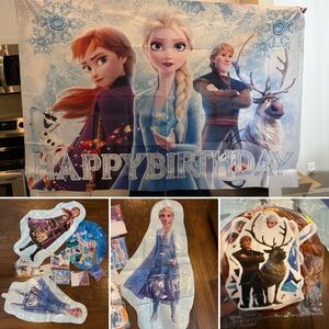 Disney Frozen Foil Balloons and Party Decorations New with backdrop